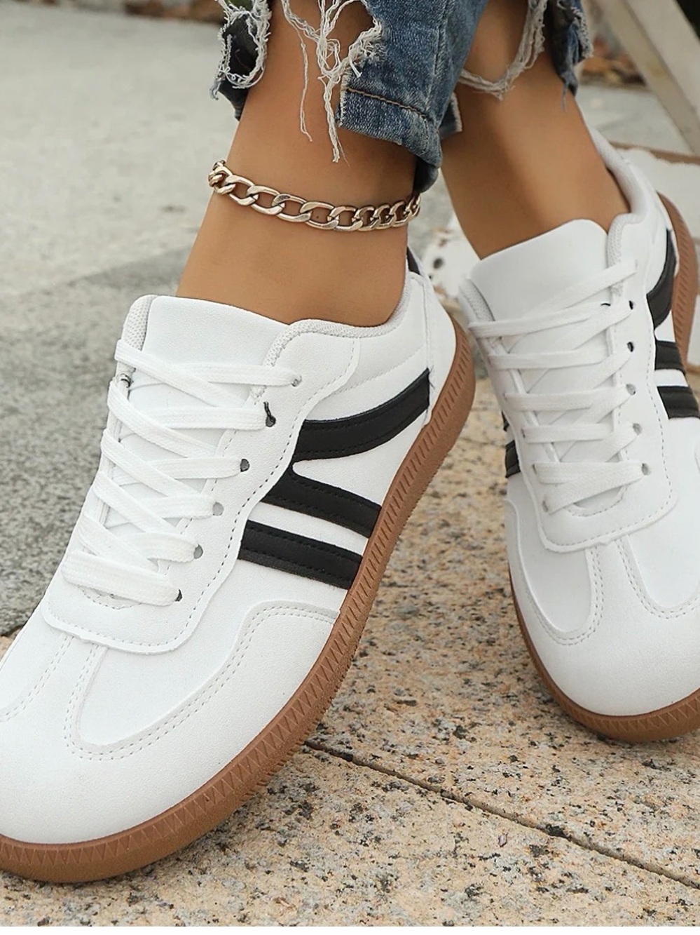 NWT. Women's White Sneakers with Black Stripes and Gum Sole. Size 41 - Picture 2 of 10